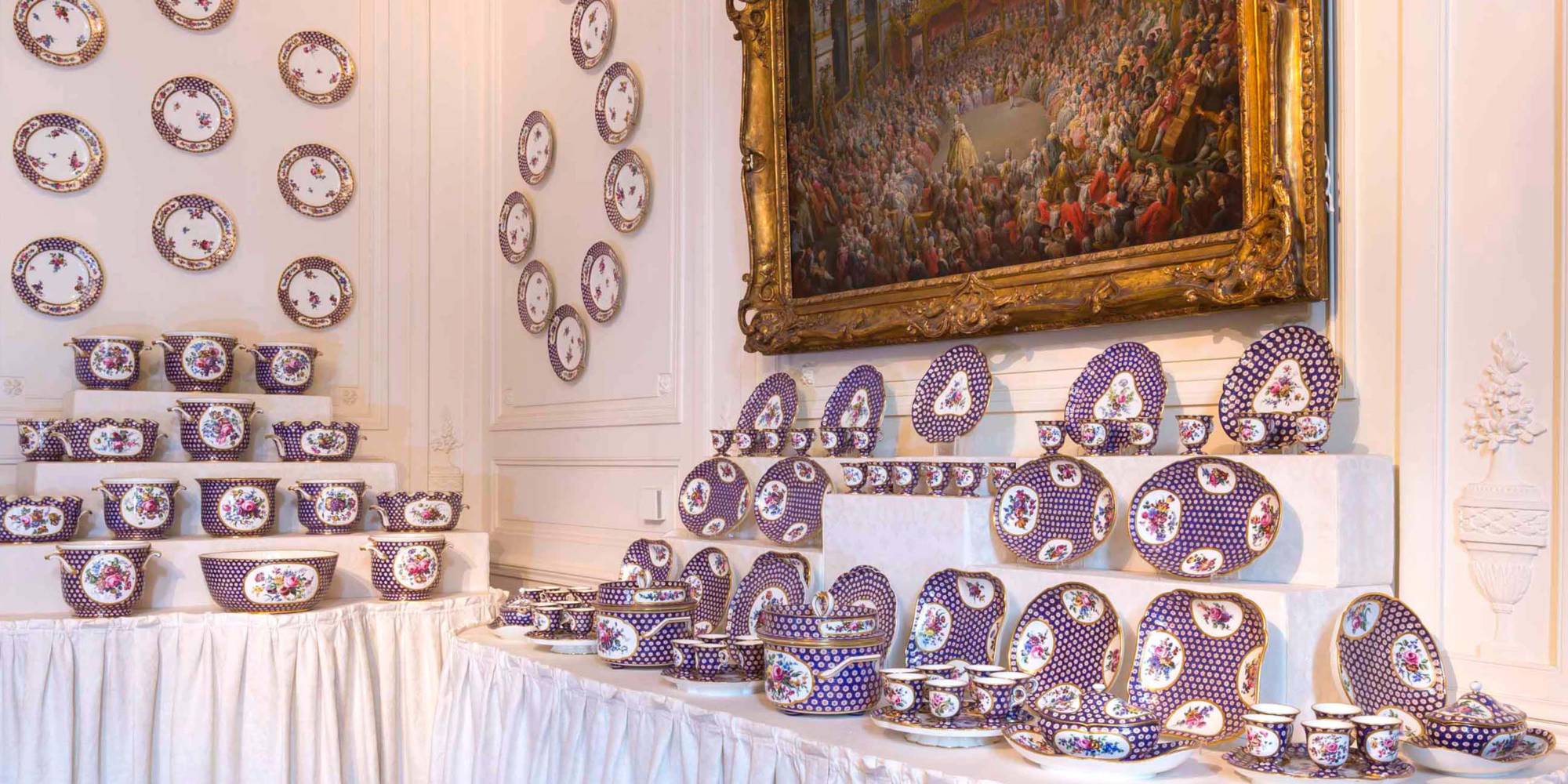 Starhemberg porcelain display