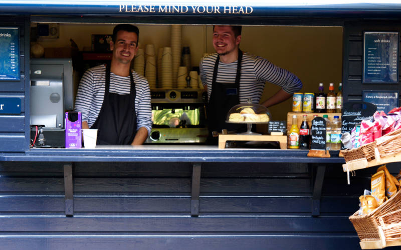 kiosk-cafe-stall-boys-3000-1875-2-3-pascale