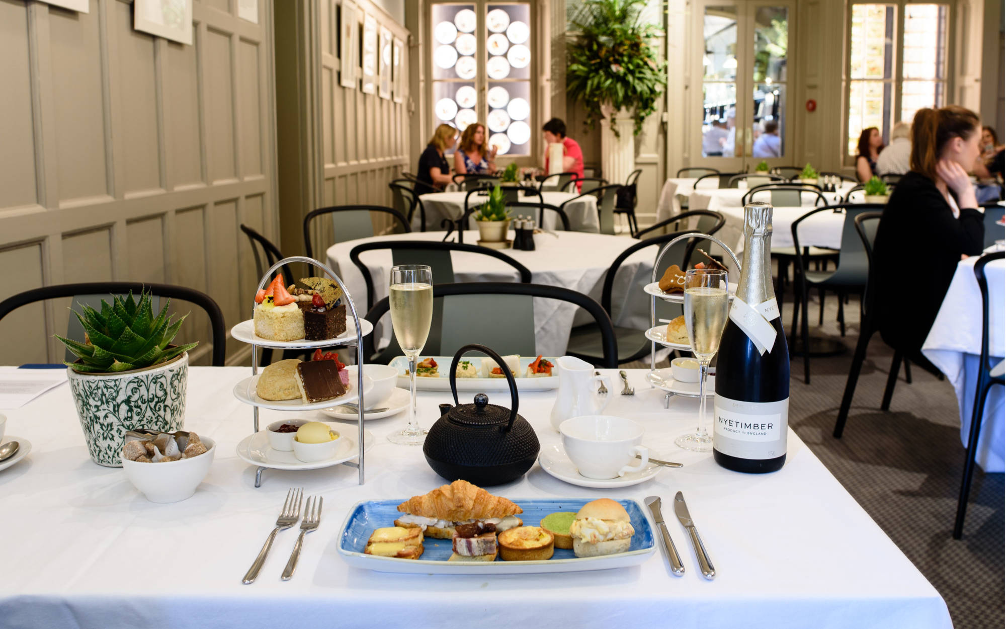 Afternoon tea for everyone! Waddesdon Manor
